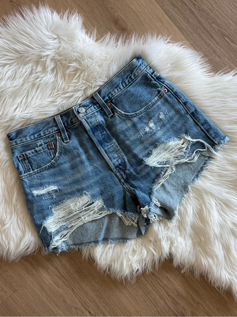 Women’s Levi Cutoff Denim Short